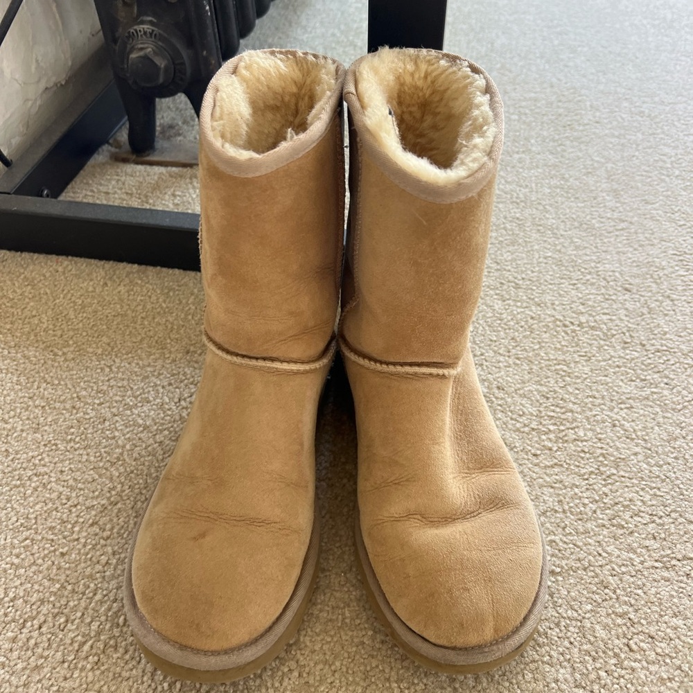 UGG Classic Tan Sheepskin Boots